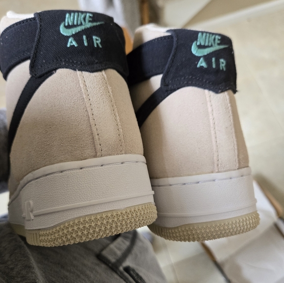 Nike Air Force 1 High '07 LX 'Light Orewood Brown Off Noir' DH7566-100 Men - Picture 12 of 13